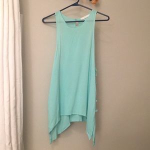 Lush criss cross side tank